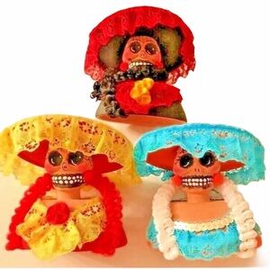 Day of The Dead Clay Women Skull Busts With Hats